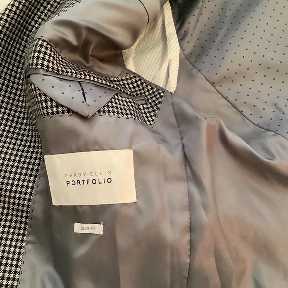 Perry Ellis Wool Suit Jacket Size 38R - Picture 8 of 10